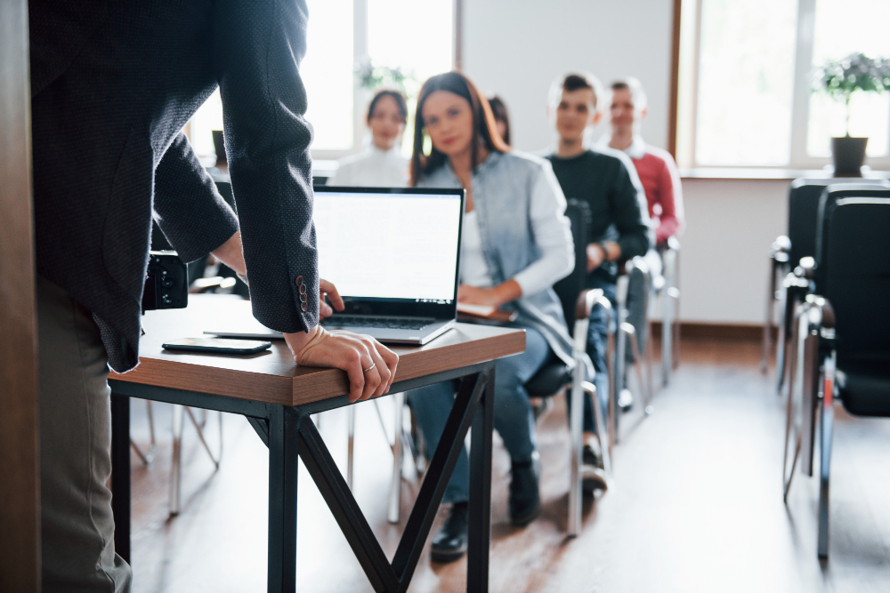 AI in the Classroom: How UK Teacher Training is Adapting
