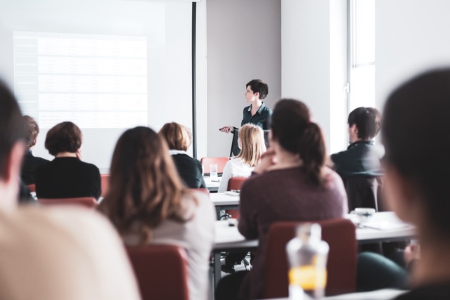 Practical and classroom content design for training courses and education